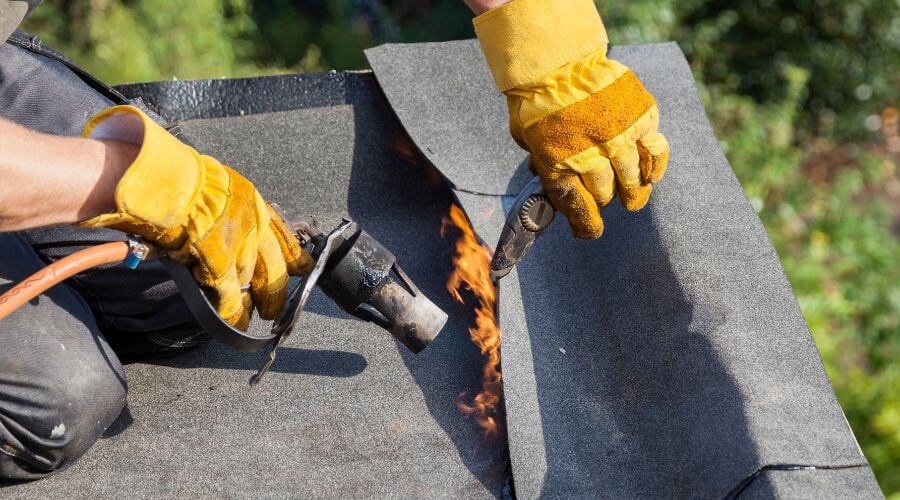 Professional flood damage restoration services in Dalzell, SC